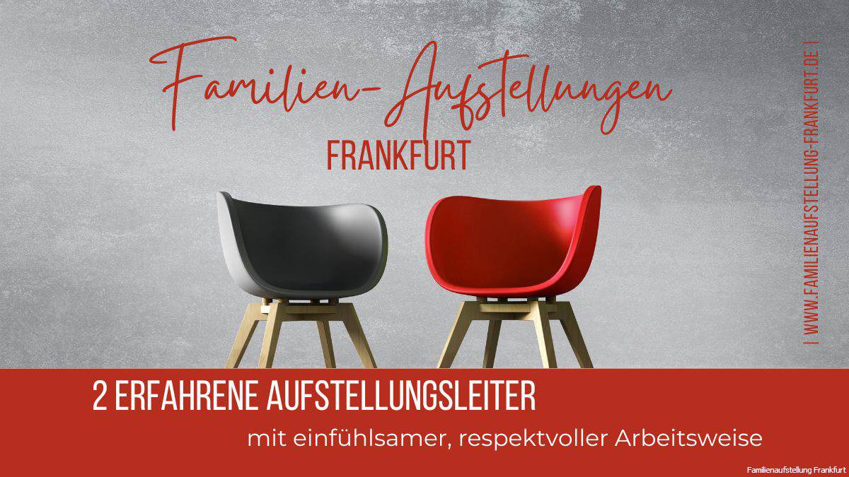 Zwei Leiter Familienstellen in Frankfurt auf St&uuml;hlen